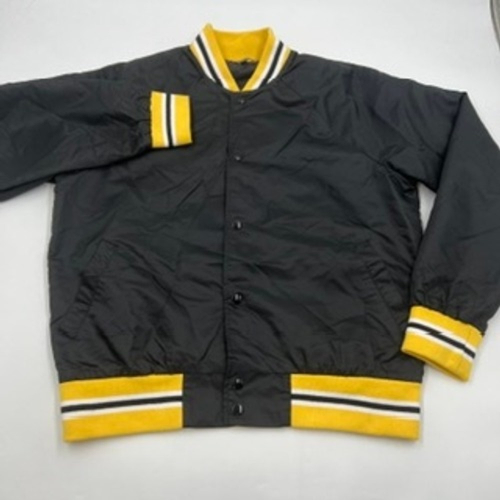 Elwood Mens Varsity Bomber Jacket Small Black Yellow Striped Quilted Lining Snap